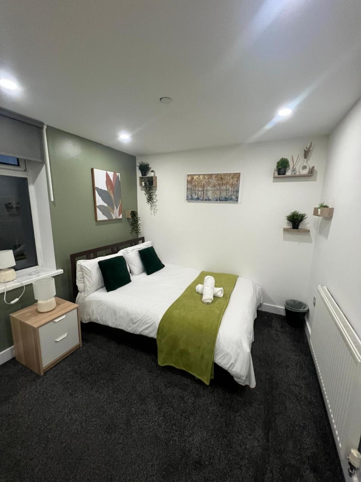 City Centre Location! For Business And Leisure! 5/6 Guests Cardiff Exterior photo